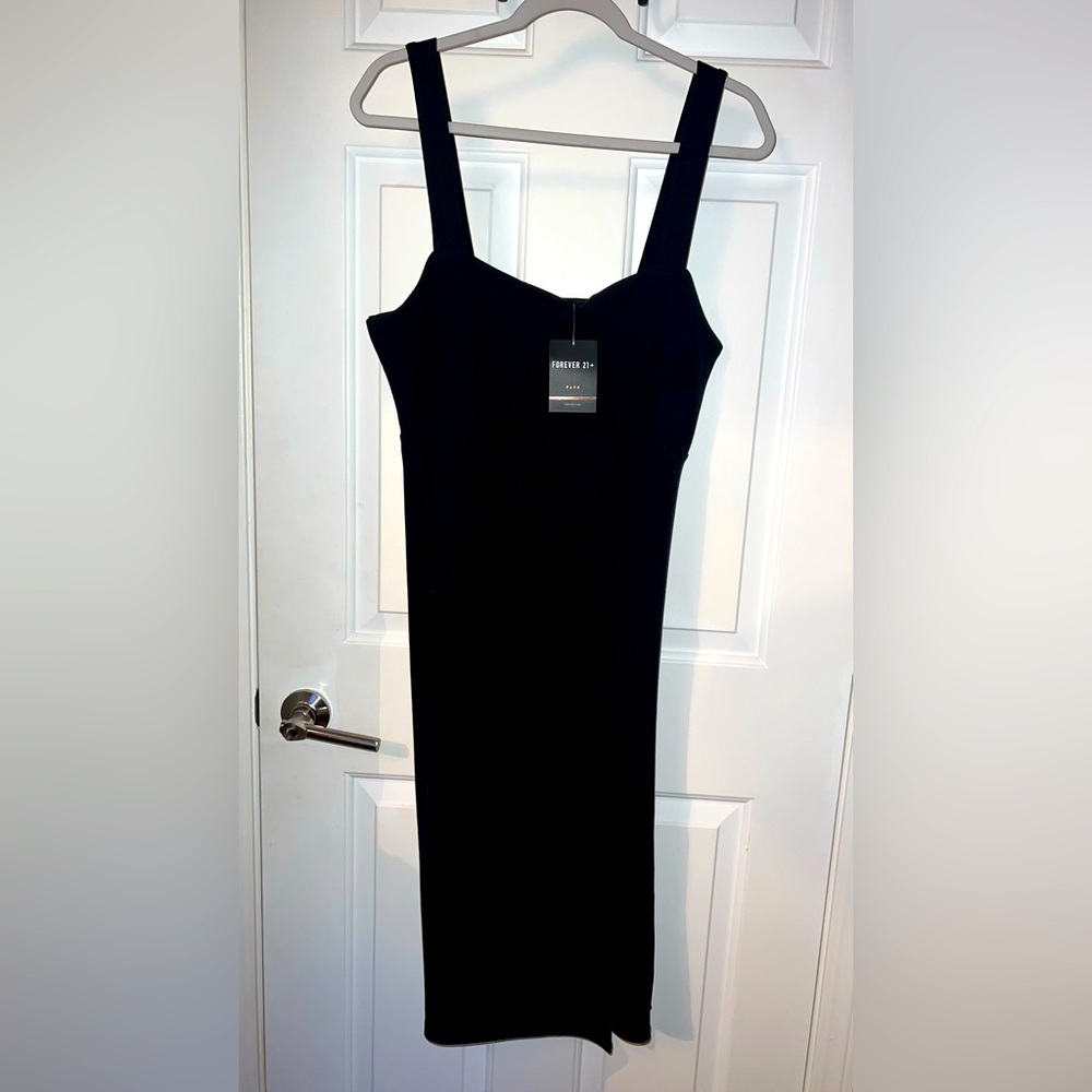 NWT Forever 21 Black Plus Size Bodycon Slit Dress Size 1X